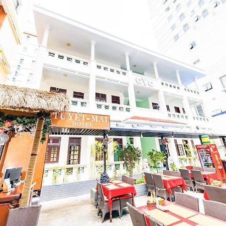 Oyo 381 Tuyet Mai Hotel Nha Trang Exterior foto
