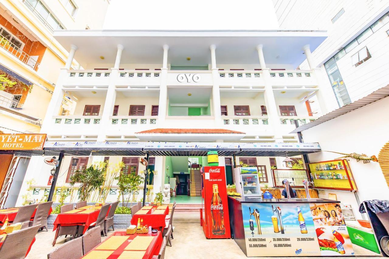 Oyo 381 Tuyet Mai Hotel Nha Trang Exterior foto